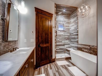 Four Bedroom Upscale Ski Home Perfect for Entertaining